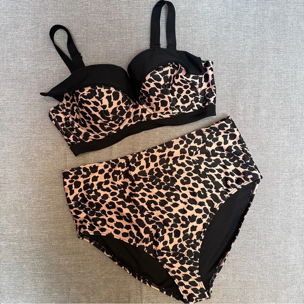 Collectif x Playful Promises Leopard Print Swimwear Set - Picture 1 of 7